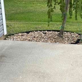 Flower Bed Weeding by Surgical Kutz ,LLC reviewed on October 22, 2025