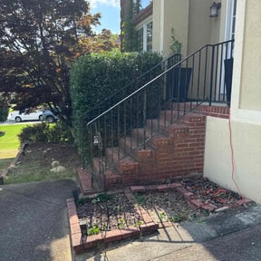 Bush Trimming by LG Lawn Services reviewed on August 17, 2025