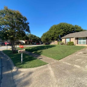 landscape maintenance by Thompson Lawncare reviewed on August 16, 2025