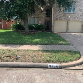 gardening service by Paint by Ponch reviewed on August 21, 2025