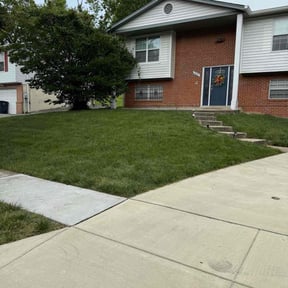 landscaping by Reliable Maintenance Solutions reviewed on August 15, 2025