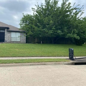 yard service by Uplift Landscape & Remodel reviewed on August 17, 2025