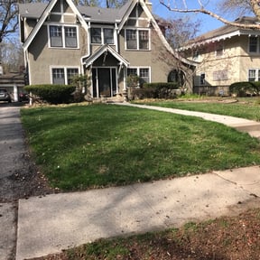 Leaf Removal by lawn services reviewed on September 12, 2025