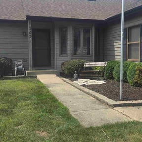 Flower Bed Weeding by Nina construction reviewed on November 18, 2025