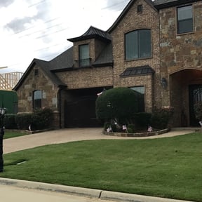 Bush Trimming by Juana's Botanical Landscaping reviewed on August 15, 2025