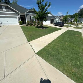 landscape maintenance by James Neely Landscape reviewed on December 2, 2025