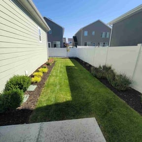 yard work by Robert Dukes Kut Pro Lawn Maintenance reviewed on August 20, 2025