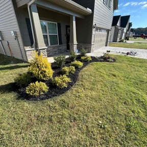 Mulching by Helping Hand Landscapes reviewed on October 21, 2025