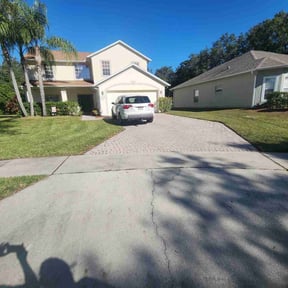 turf care by Lucky Duck Lawn Care reviewed on August 6, 2022