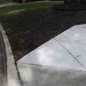 Weeding by Soto master reviewed on April 24, 2025