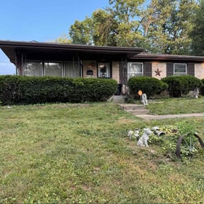 Bush Trimming by &quot;Just a different&quot; lawn care reviewed on October 21, 2025