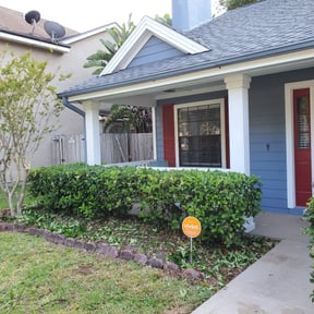 Bush Trimming by MTD Lawncare & Maintenance reviewed on August 18, 2025