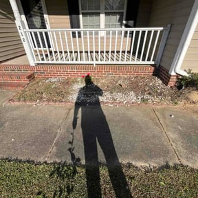 Flower Bed Weeding by Supreme landscaping reviewed on April 12, 2026