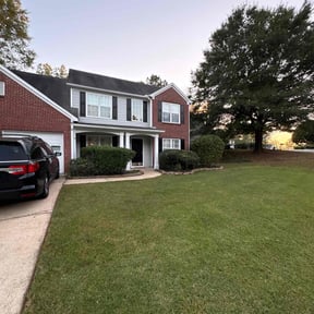 Bush Trimming by All season landscaping reviewed on December 18, 2025