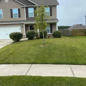 gardening service by Lawn Tamer reviewed on August 21, 2025