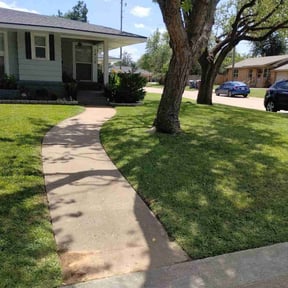 landscaping by JR and Sons Lawn Service reviewed on August 14, 2025