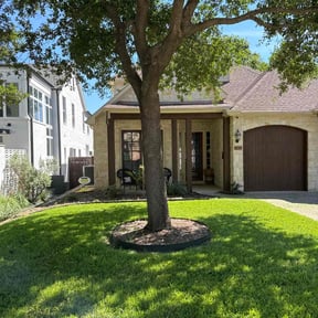 residential landscaping by Hudson Lawn Pro reviewed on November 22, 2025