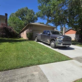 gardening service by jones Industries Landscaping Specialist reviewed on August 16, 2025