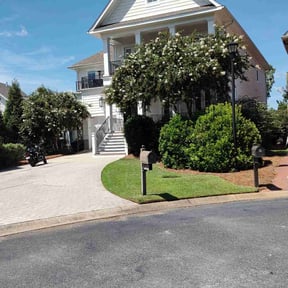 yard maintenance by Fisher's Lawn & Walls reviewed on August 19, 2025