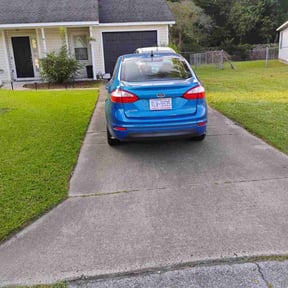 landscape maintenance by McDuffie Lawn Care reviewed on August 19, 2025