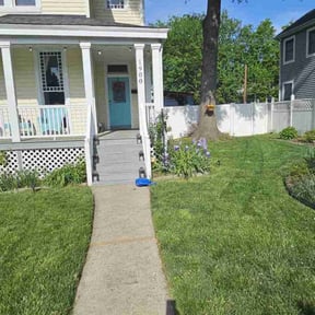 gardening service by M&E Lawn Cutz LLC reviewed on August 20, 2025