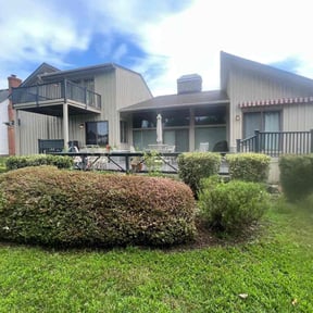 Bush Trimming by amazing r&r landscaping reviewed on August 16, 2025