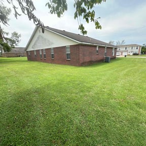 turf care by Garcia's services reviewed on May 28, 2025