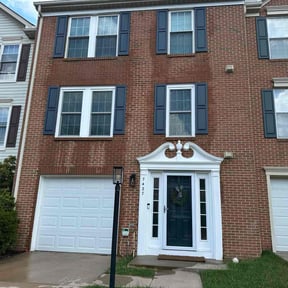 Pressure Washing by Greenleaf Premier LLC reviewed on July 25, 2025