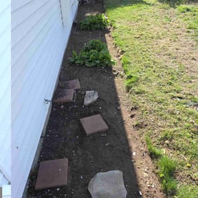 Flower Bed Weeding by Boahn's lawn care reviewed on September 16, 2026