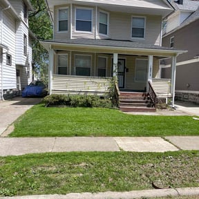 yard service by The Green rose reviewed on August 20, 2025