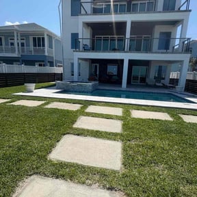 landscaping by Premium grass cutz reviewed on August 16, 2025
