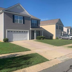 grass maintenance by Austins Landscaping reviewed on June 16, 2025