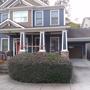 Bush Trimming by Vaquero Hills Landscaping llc. reviewed on August 19, 2025