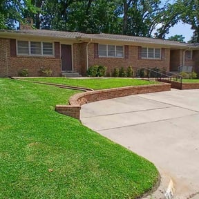 residential landscaping by RTH Lawn Service &amp; Landscaping LLC reviewed on May 30, 2023