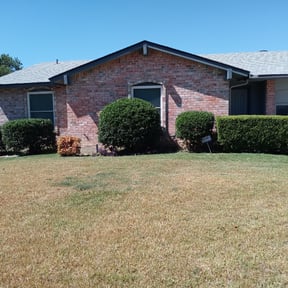 Bush Trimming by ShiftChange LLC Lawn Service reviewed on August 18, 2025