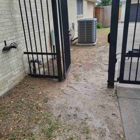 Leaf Removal by Lawncarellc reviewed on September 14, 2025