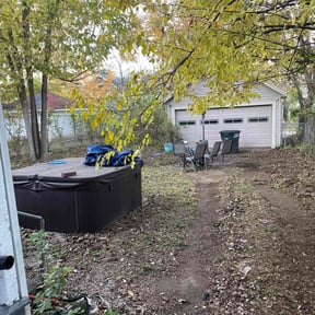 Bush Trimming by Richard Buricca reviewed on November 20, 2025