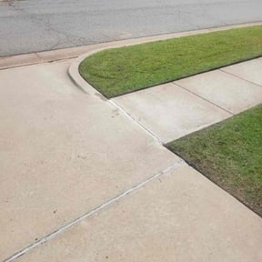gardening service by C.A.N. Lawn services llc reviewed on August 17, 2025