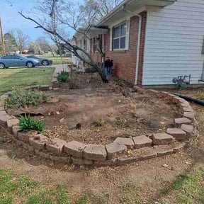 Leaf Removal by All Works Property Management reviewed on August 20, 2025