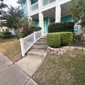 Bush Trimming by GWP DESIGNS LLC reviewed on November 9, 2025