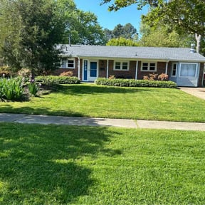 landscaping services by Universal lawnscaping reviewed on August 21, 2025