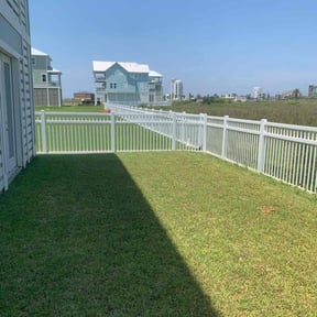 landscaping services by Frazier Lawn Care reviewed on November 26, 2025