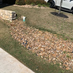 Flower Bed Weeding by Ategramax reviewed on November 9, 2025