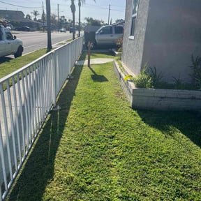 lawn maintenance by Jc landscaping reviewed on May 2, 2024