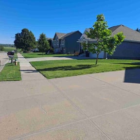 residential landscaping by Henderson&#039;s Landscaping reviewed on November 23, 2025