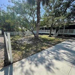 Leaf Removal by River City Lawn Service reviewed on September 16, 2025