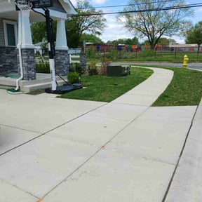 landscaping by GreenCut Lawn Care reviewed on August 21, 2025