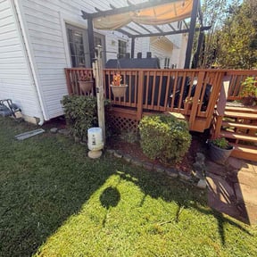 Bush Trimming by Juan Rodriguez reviewed on March 10, 2022