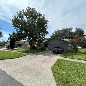 gardening service by Top Landscape Maintenance LLC reviewed on May 9, 2025