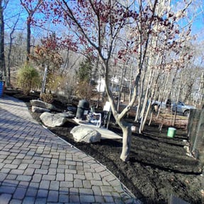 Mulching by Go Green Lawn Services reviewed on November 26, 2025